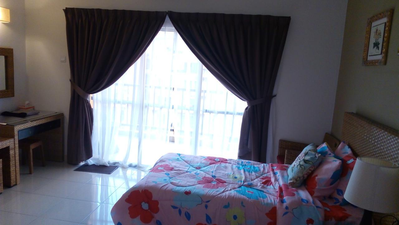 Zamlan Gold Coast Morib Intl Resort - Studio Екстер'єр фото